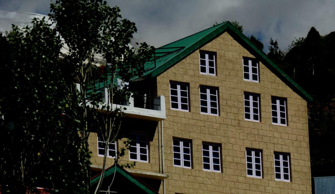 Kolong Retreat Hotel Kolang Exterior foto